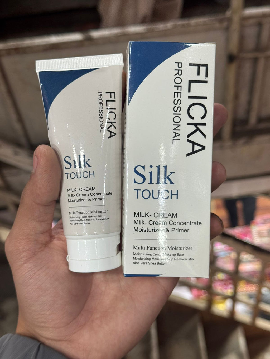 Flicka Silk Touch 3-in-1 Moisturizer & Face Primer – Hydrating Makeup Base for Smooth, Soft & Long-Lasting Finish